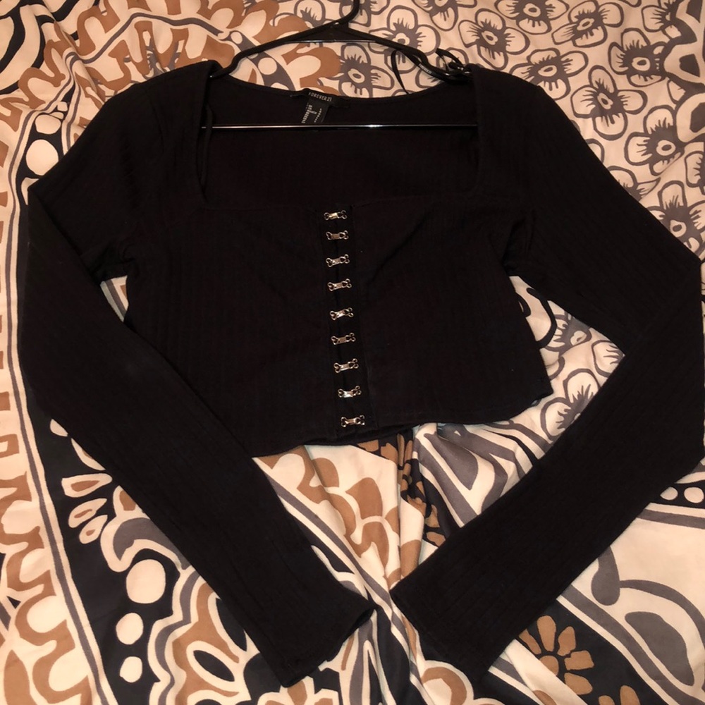 Long sleeve crop top